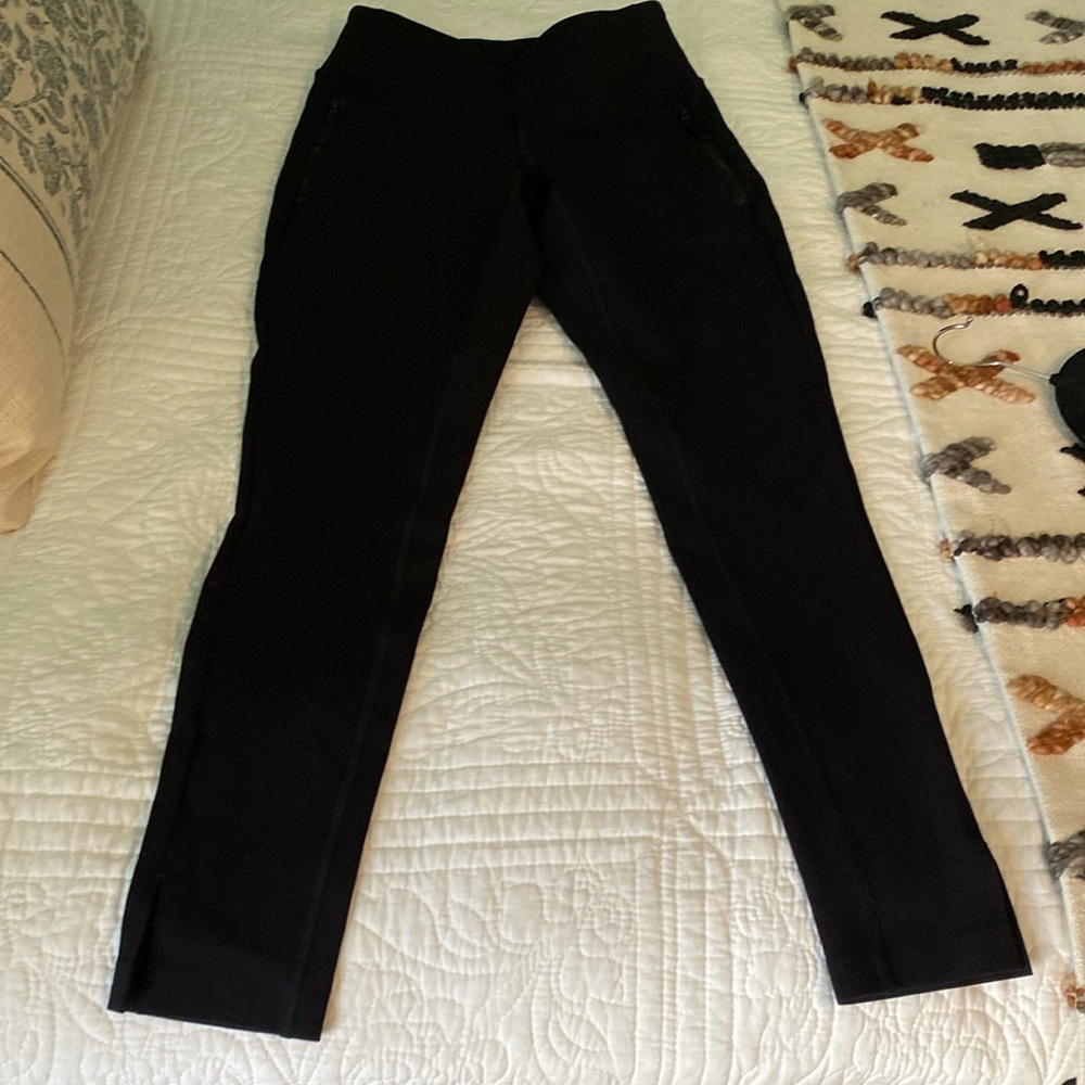 Heavy leggings side zip slit at ankle